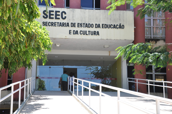 Governo do RN convoca 63 professores temporários