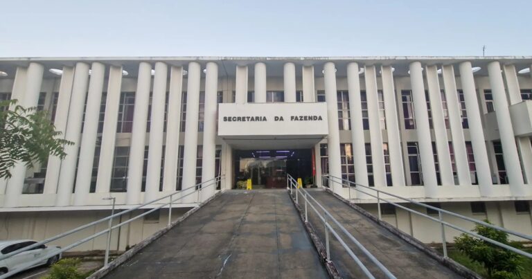 Edital de concurso da Sefaz-RN abre 50 vagas para auditor fiscal com salário inicial de R$ 13.283,64