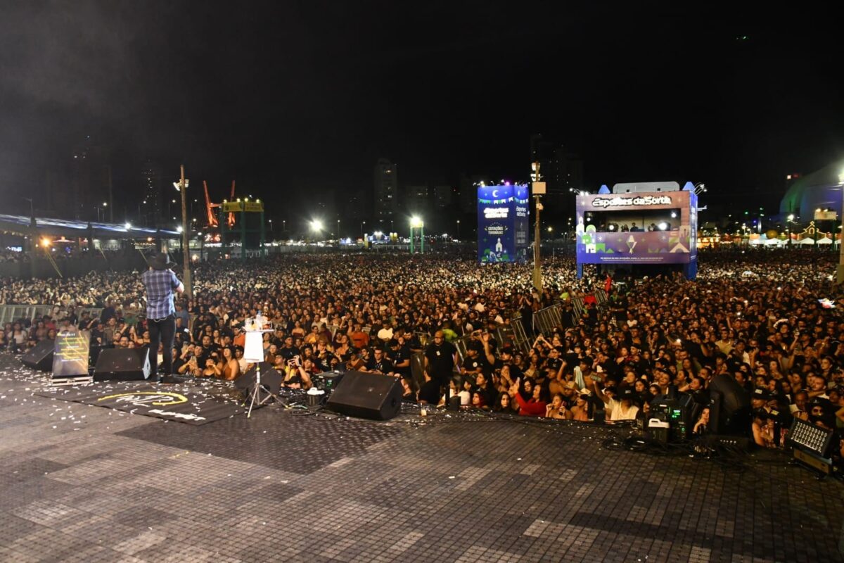Arena das Dunas recebe 290 mil pessoas na abertura do São João de Natal