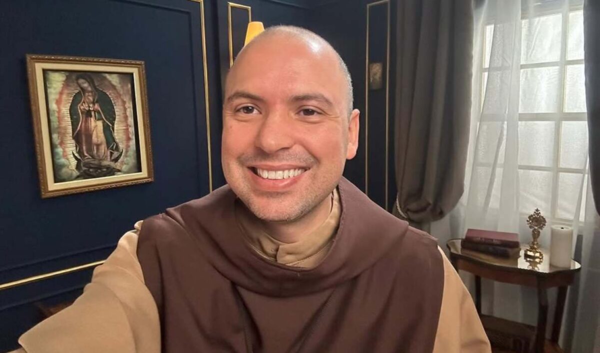 Frei Gilson recebe título de cidadão natalense
