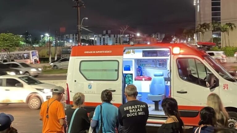 Homem morre após passar mal e ser atropelado por ônibus em frente ao Via Direta