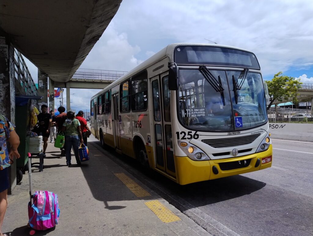Transporte público de Natal terá menos viagens durante jogo do Brasil; veja linhas afetadas