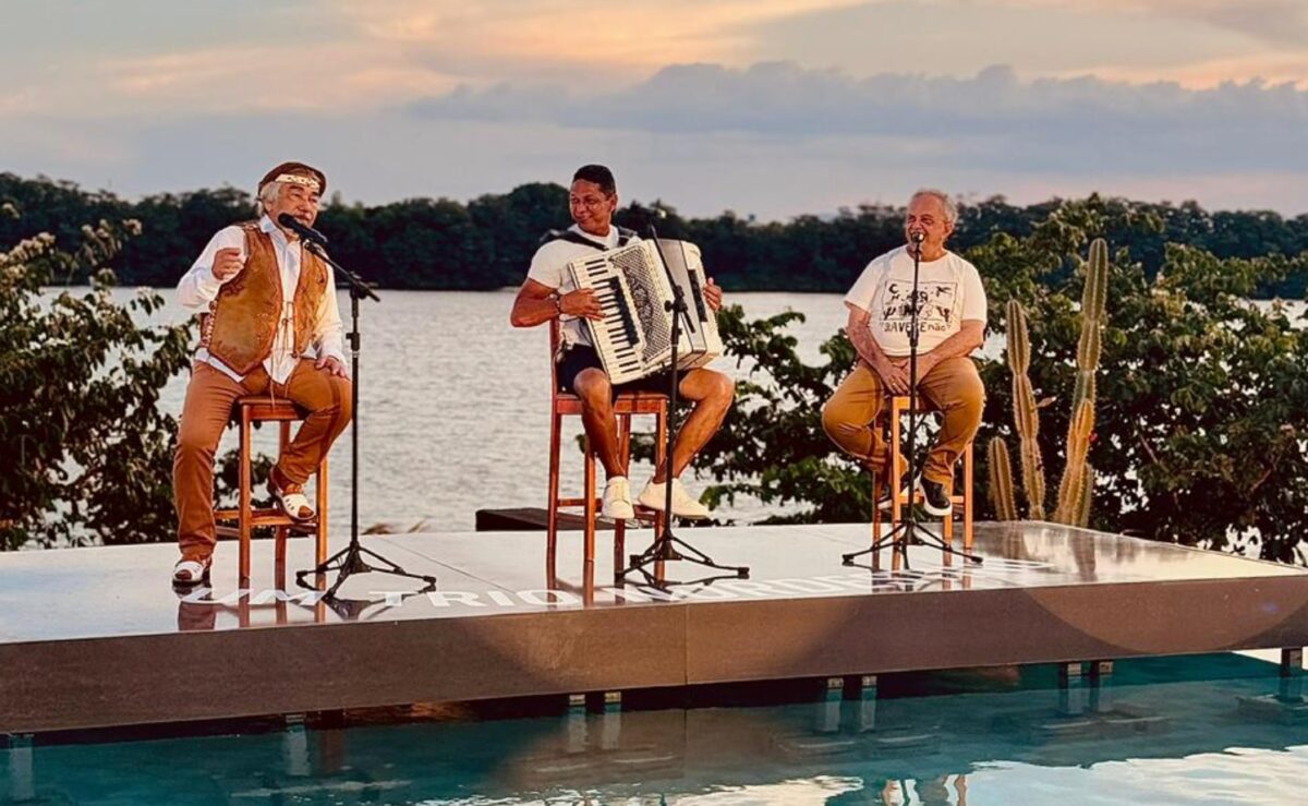 Com clássicos como 'Tareco e Mariola', show Três Nordestinos promete emocionar Natal em setembro
